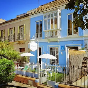 Bed & Breakfast La Casa Azul + **