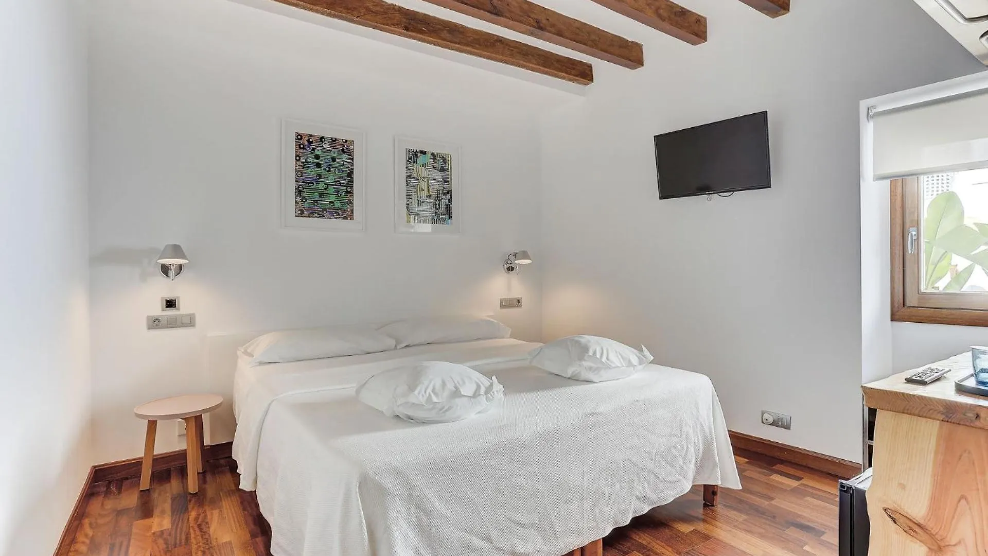 Bed and Breakfast Desbrull Pollença 3*,